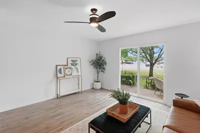 4318 Overlook Court, Granbury, TX 76049 - Photo 10