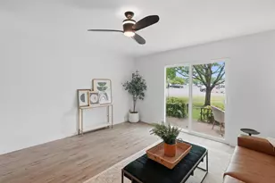4318 Overlook Ct, Granbury, TX 76049 - Photo 10