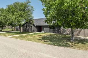 100 Hoover Ave, Whitney, TX 76692 - Photo 20