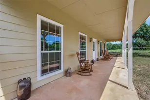 229 Quail Run Rd, Valley View, TX 76272 - Photo 6