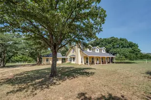 229 Quail Run Rd, Valley View, TX 76272 - Photo 4