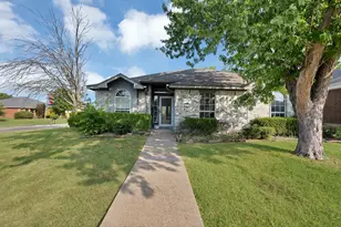 2137 Emerald Oaks, Mesquite, TX 75181 - Photo 2