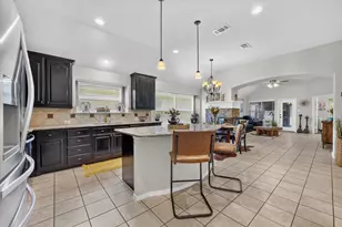 220 Carson Dr, Waxahachie, TX 75167 - Photo 4