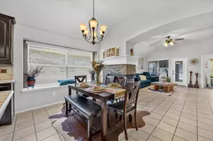 220 Carson Dr, Waxahachie, TX 75167 - Photo 8