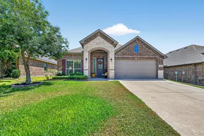 220 Carson Drive, Waxahachie, TX 75167 - Photo 1