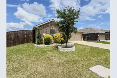 801 Meadow Creek Lane, Josephine, TX 75189 - Photo 2