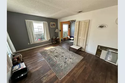 405 W Avenue E, Garland, TX 75040 - Photo 8