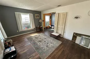 405 W Ave E, Garland, TX 75040 - Photo 6