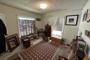 405 W Ave E, Garland, TX 75040 - Photo 16