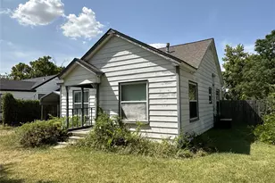 405 W Ave E, Garland, TX 75040 - Photo 2