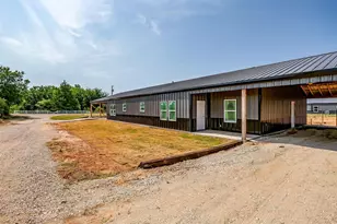 20B Frost Ln, Mineral Wells, TX 76067 - Photo 1