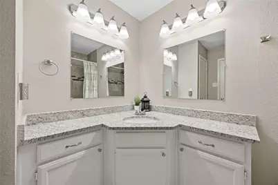 408 Thorn Wood Drive, Euless, TX 76039 - Photo 20