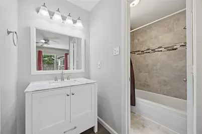 408 Thorn Wood Drive, Euless, TX 76039 - Photo 16
