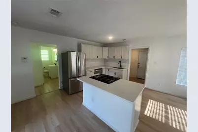 3518 Grafton Avenue, Dallas, TX 75211 - Photo 2