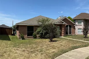 1811 Stewart St, Cedar Hill, TX 75104 - Photo 2