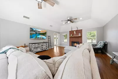 900 E Chad Street, Whitney, TX 76692 - Photo 6