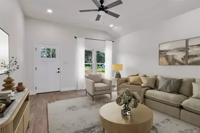 811 SW 28th Street, Mineral Wells, TX 76067 - Photo 4