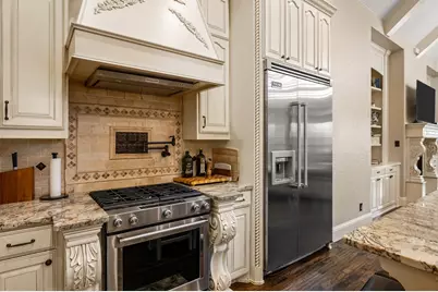 3300 Alexandria Court, Grapevine, TX 76092 - Photo 16