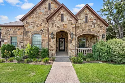 3300 Alexandria Court, Grapevine, TX 76092 - Photo 4