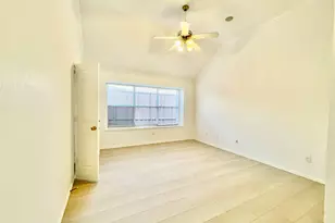 11002 Tree Shadow Ln, Frisco, TX 75035 - Photo 10