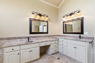 4545 Waterford Drive, Plano, TX 75024 - Photo 18