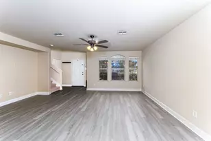 5946 Harbor Glen Dr, Dallas, TX 75249 - Photo 6