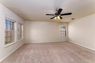 5946 Harbor Glen Dr, Dallas, TX 75249 - Photo 14