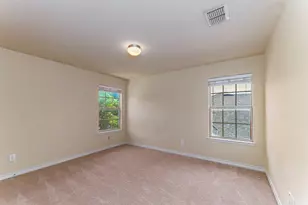 5946 Harbor Glen Dr, Dallas, TX 75249 - Photo 20