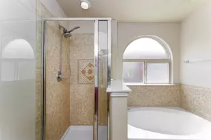 5946 Harbor Glen Dr, Dallas, TX 75249 - Photo 12