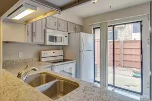 2620 Piedras, Irving, TX 75038 - Photo 12