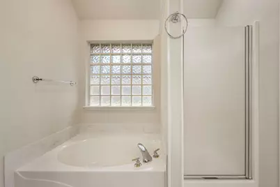 1104 Starling Court, Burleson, TX 76028 - Photo 6
