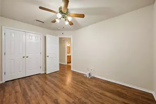 1104 Starling Ct, Burleson, TX 76028 - Photo 18