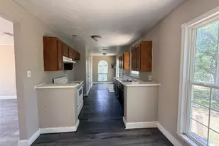 43 W Parnell St, Denison, TX 75020 - Photo 2