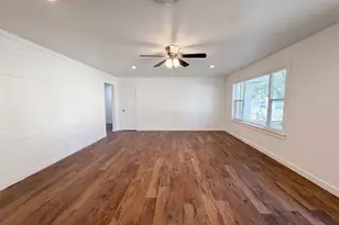 832 Central Dr, Bedford, TX 76022 - Photo 6