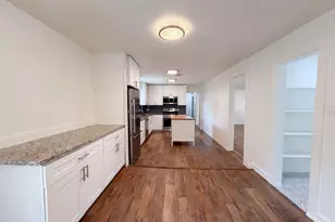 832 Central Dr, Bedford, TX 76022 - Photo 8