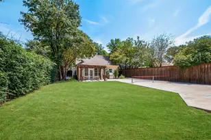 5223 Denton Dr, Dallas, TX 75235 - Photo 34