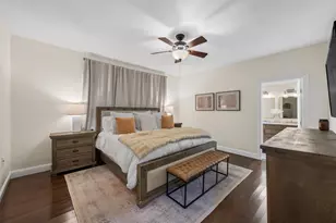 5223 Denton Dr, Dallas, TX 75235 - Photo 22