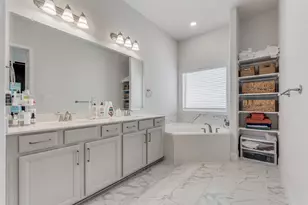 2837 Troutt Dr, Carrollton, TX 75010 - Photo 16