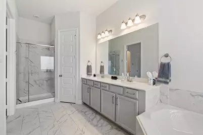 2837 Troutt Drive, Carrollton, TX 75010 - Photo 16