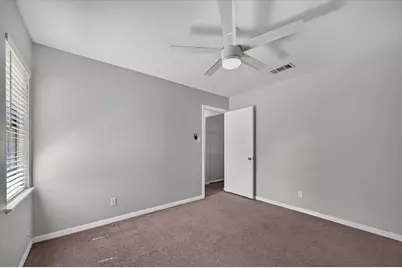108 S Lakeview Drive, Lake Dallas, TX 75065 - Photo 18