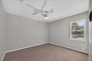 108 S Lakeview Dr, Lake Dallas, TX 75065 - Photo 16