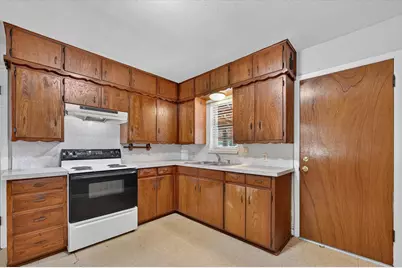 108 S Lakeview Drive, Lake Dallas, TX 75065 - Photo 14