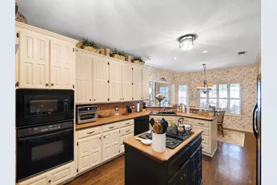 6805 Potomac Parkway, Arlington, TX 76017 - Photo 14