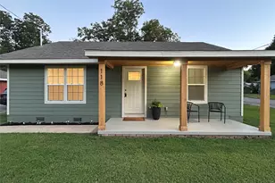 118 Kyle St, Sulphur Springs, TX 75482 - Photo 1