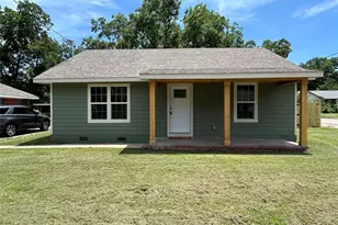 118 Kyle St, Sulphur Springs, TX 75482 - Photo 1