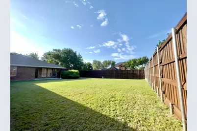 9117 Bastille Way, Frisco, TX 75033 - Photo 18