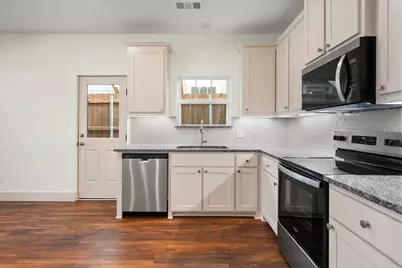 504 E Kimball Street #2, Mansfield, TX 76063 - Photo 12