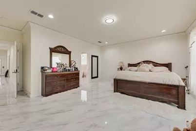 7725 Lakeview Circle, Fort Worth, TX 76179 - Photo 16