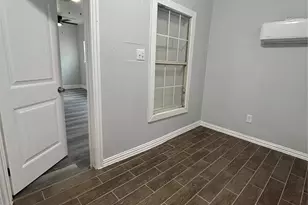 3501 Latimer St, Dallas, TX 75215 - Photo 8