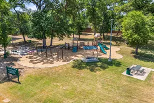 3720 Oaklawn Dr, Fort Worth, TX 76107 - Photo 16